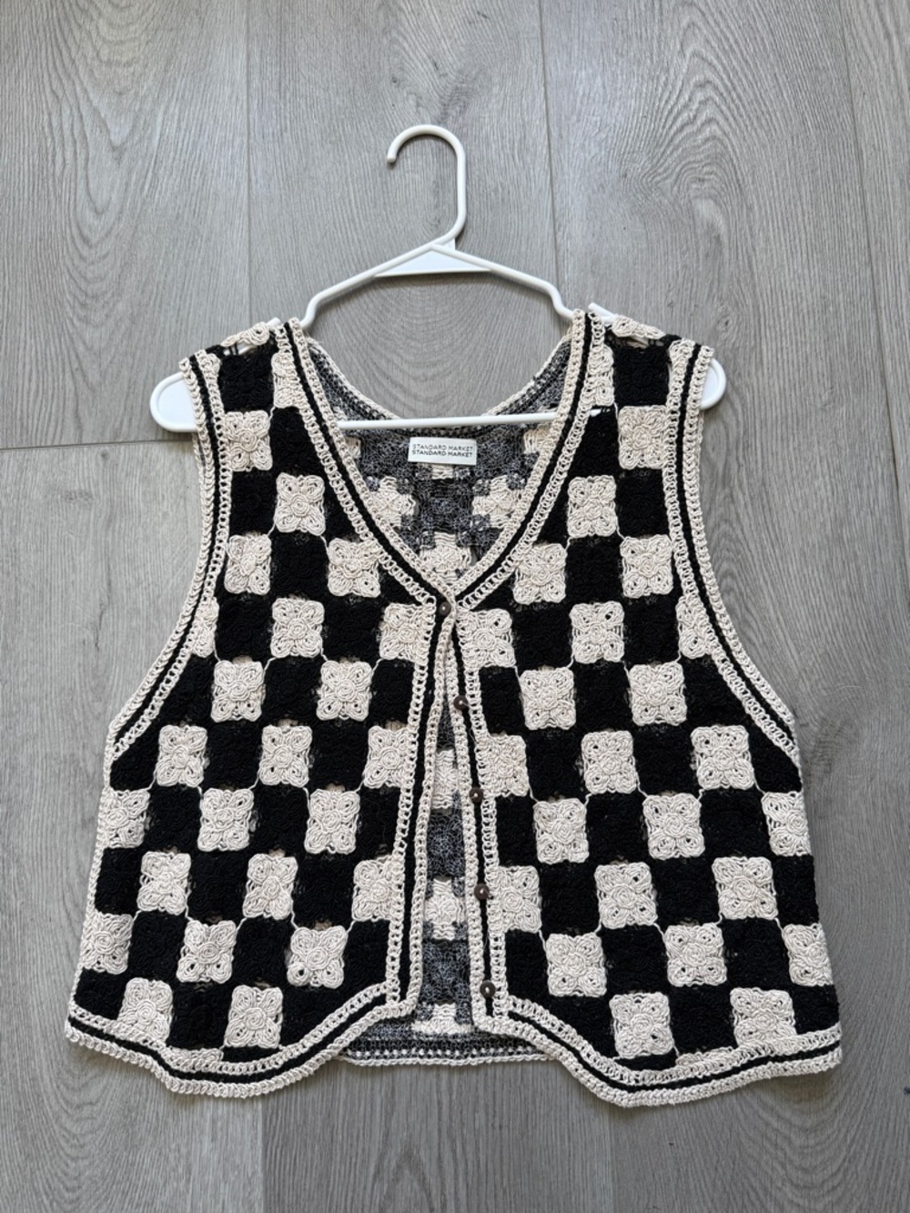 Source Unknown Checkered Knit Vest with buttons | size S/M